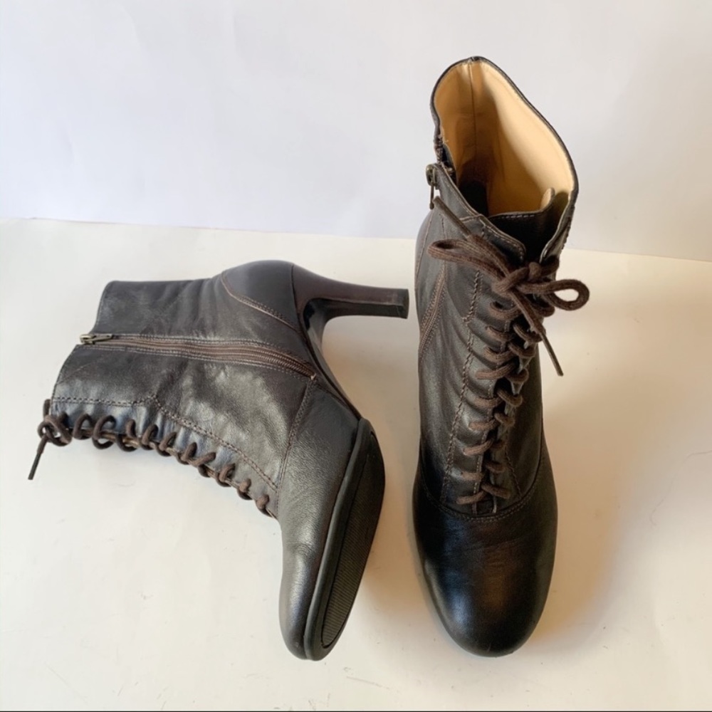 Ann Taylor Granny Prairie Ankle Boots Brown 7.5